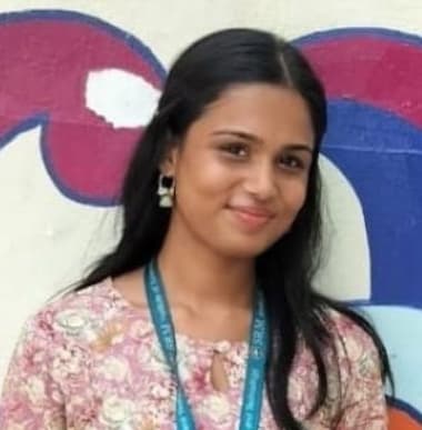 Nandhini V